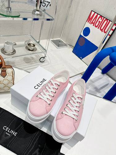 Picture of Celine Shoes Women _SKUfw111491045fw